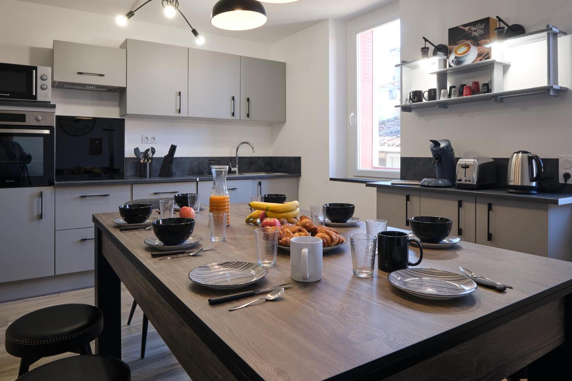 Magnifique*T4*Centre Ville*Wifi*Billard*Netflix* Limoux Ngoại thất bức ảnh